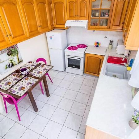 Sissy'S House Apartment Превеза Екстериор снимка