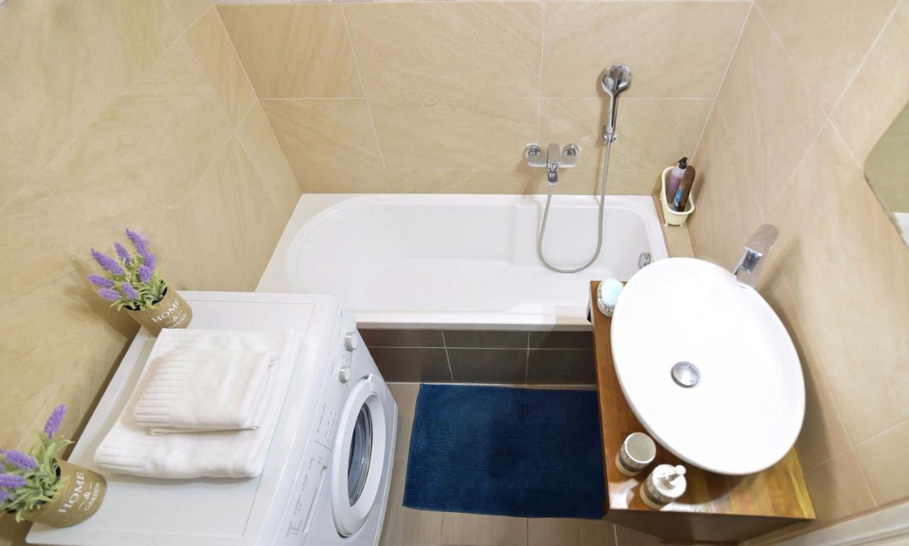 Sissy'S House Apartment Превеза Екстериор снимка